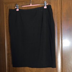 Calvin Klein Classic Black Pencil Skirt